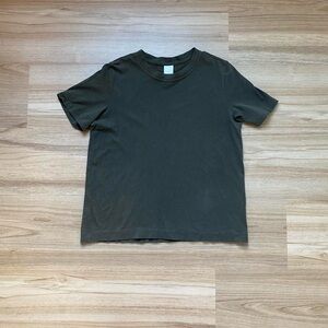Dark green t shirt from H&M size M